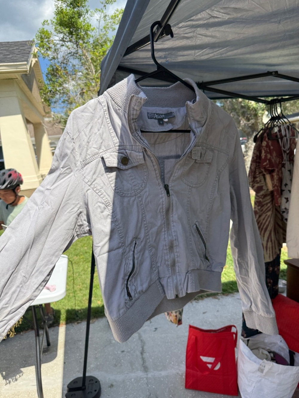 Xhilaration Light Gray Women's Bomber Jacket